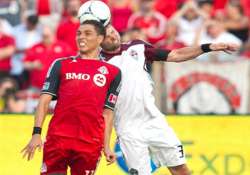 wiedeman lifts toronto fc to 2 1 win over rapids