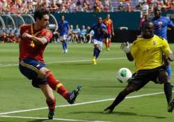 world cup champ spain edges haiti 2 1 in friendly