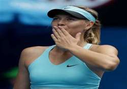 australian open sharapova federer into 4th round at aussie open