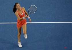 australian open radwanska marches into quarters