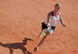 azarenka back to best in 2nd round of french open