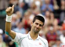 djokovic rallies past stepanek at wimbledon