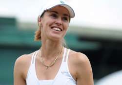 hingis gets wimbledon wild card for doubles