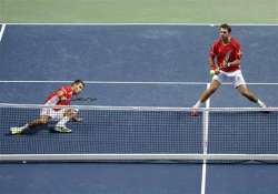 davis cup switzerland leads italy 2 1 in semifinal