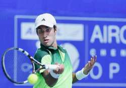 prashanth shocks bhambri in chennai open