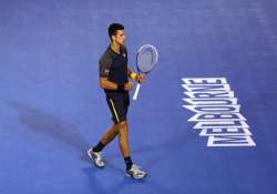 crowd pleaser djokovic revives tradition at aust open