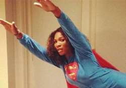 serena williams becomes real life superhero by nabbing phone thief