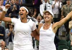 sania mirza martina hingis win wta finals opener