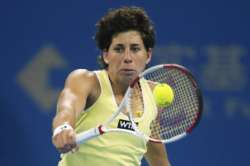 suarez navarro beats pironkova advances to semis