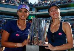 sania hingis clinch the bnp paribas open title