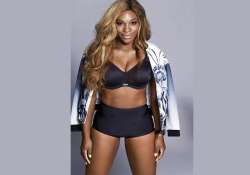 serena williams flaunts figure as she strips down for a lingerie company