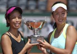 peng and hsieh win french open women s doubles