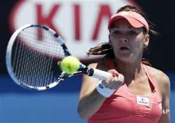 radwanska rolls into 3rd round at australian open