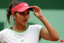 sania mirza crashes out of french open singles