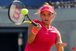 sania mirza knocked out leander paes mahesh bhupathi advance