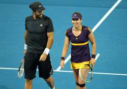 spain triumph in hopman cup