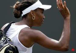 venus loses in 1st round for 1st time since 97