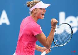 wickmayer cornet into gastein ladies final