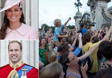 royal birth could infuse 240 million pounds into uk economy