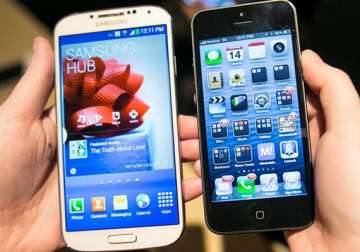 10 things that samsung galaxy s4 can do but the iphone 5 can t