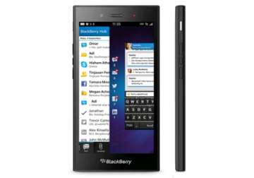 ailing blackberry fights back with cut price smartphone