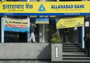 allahabad bank q4 net profit falls 68.5 at rs 126.15 cr