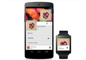 android wear review putting the smartphone on your wrist