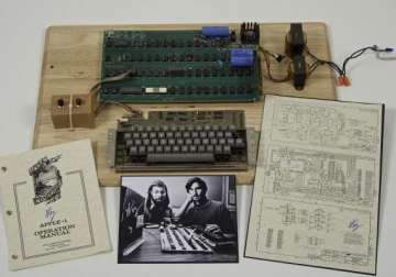 apple 1 sells for a whopping 387 750 in online auction