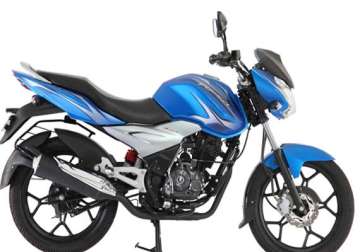 bajaj launches new discover 125 at rs 49 075