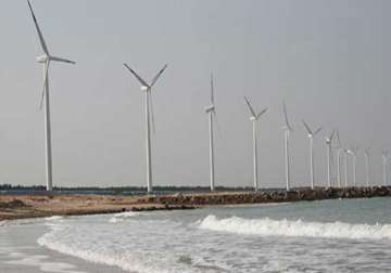banks to own 19 pc of suzlon by apr 32 pc by sept 2014