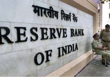 beware of fictitious offers promising money says rbi