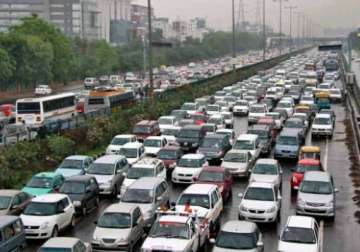 budget 2014 carmakers want excise duty cut to continue after june 30