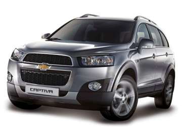chevrolet launches updated captiva starting from rs. 18.74 lakh