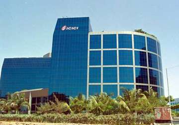 cobrapost sting icici bank suspends 18 axis takes action against 16 staff