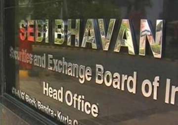 defaulters have not paid rs 121.8 crore as penalty sebi