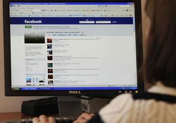 delhi court summons websites for posting objectionable contents