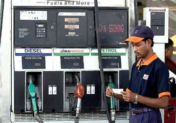 diesel prices may go up by rs.3 4.50 per litre