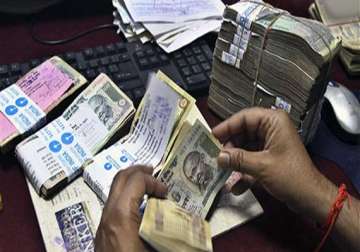 direct tax collection grows 11.58 in apr oct at rs 3.37 lakh cr