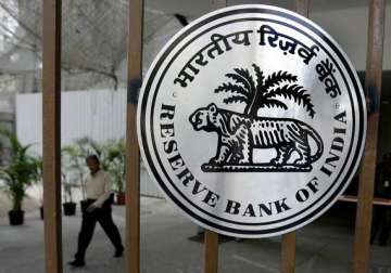 exporters can re book 50 of cancelled forwards rbi