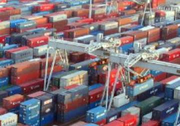 exports unlikely to achieve 360 bn target for fy 13