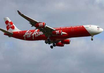 fia asks govt not to allow airasia launch ops