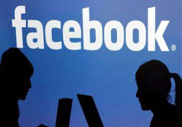 facebook asks users to ignore viral bikini picture