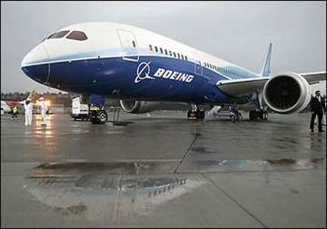 first boeing 787 dreamliner lands in delhi