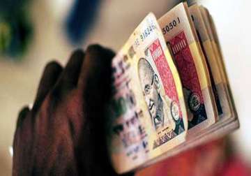fund raising via debt placement drops 14 to rs. 21 000 crore in january
