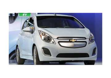 gm india launches spark limited edition at rs 3.99 lakh