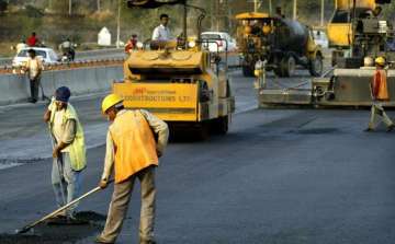 gmr infra reports q2 net loss at rs 393 cr