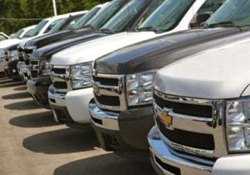 general motors recalls 2.31 lakh suvs over fire risk