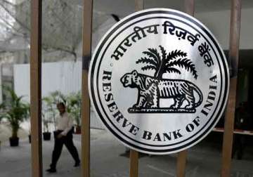 give incentives to banks for timely taming of npas rbi paper