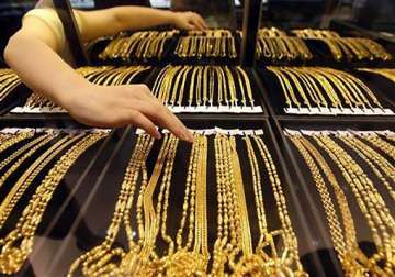 gold falls by rs 110 to rs 26 700