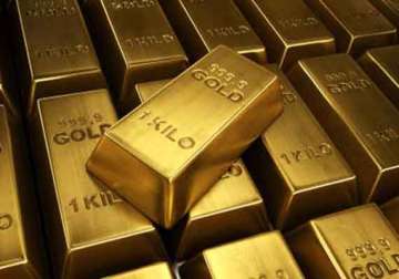 gold falls by rs 285 on sustained selling